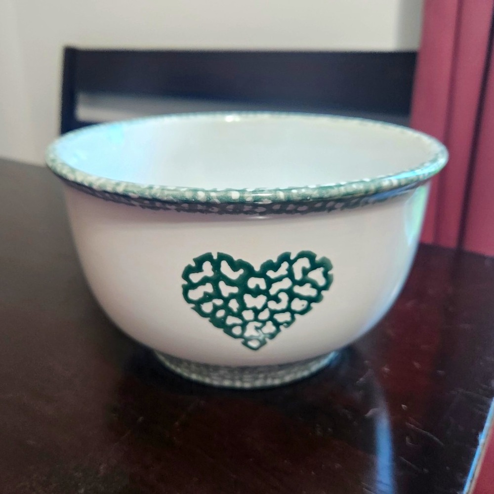 Tienshan Folkcraft "Hearts Green" White Ceramic Round Bowl w/ Green Rim